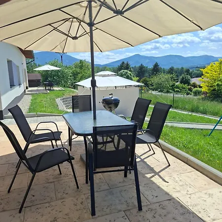 Pod Letistem S Virivkou Appartement *